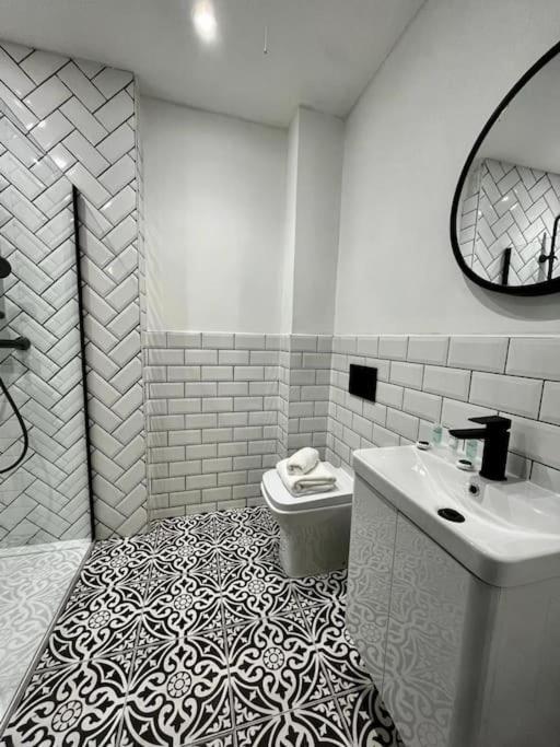 Stunning 1 Bed Apt In West End 글라스고 외부 사진